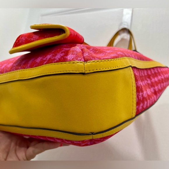 LIKE NEW!! COACH BONNIE CASHIN'' - Picture 5 of 13